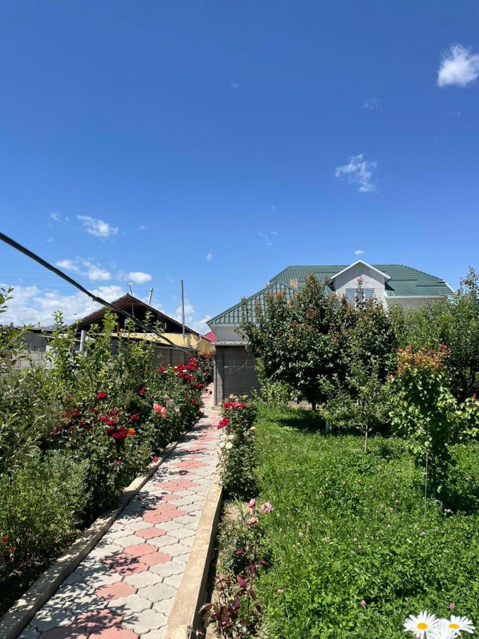 Guest House Semetei Bokonbayevo 外观 照片